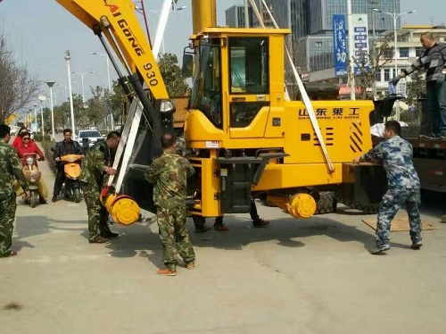 萊工.jpg 萊工.jpg