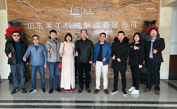 萊工.jpg 萊工.jpg